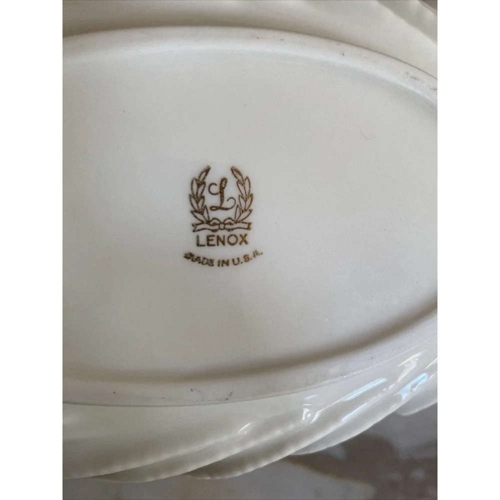 Lenox Decorative Bowl Ivory Bone China Shell‎ Scalloped Nautical Made in USA